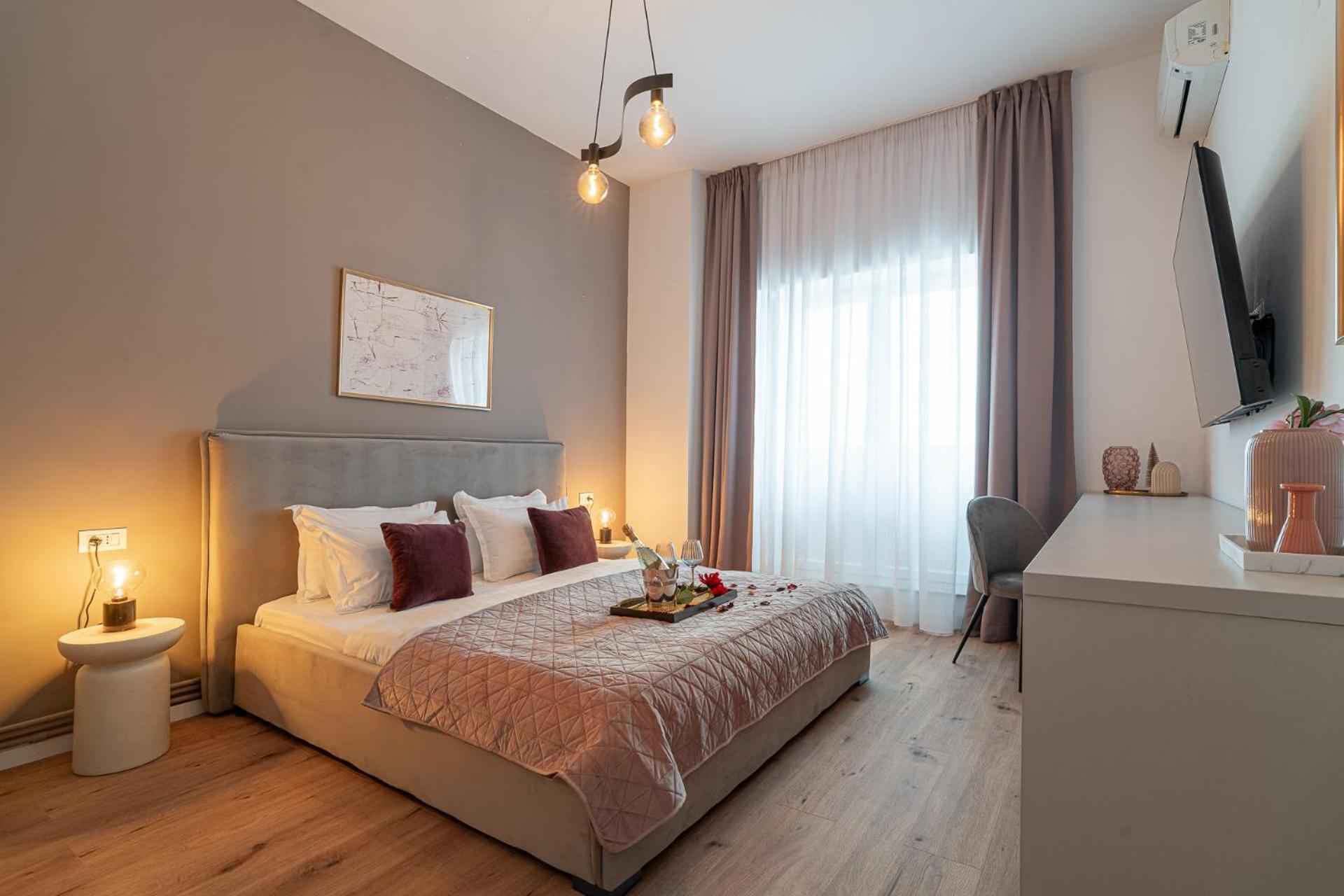 Loggia & Luxe 5Br Penthouse In Universitatii Area Bukurešť Exteriér fotografie