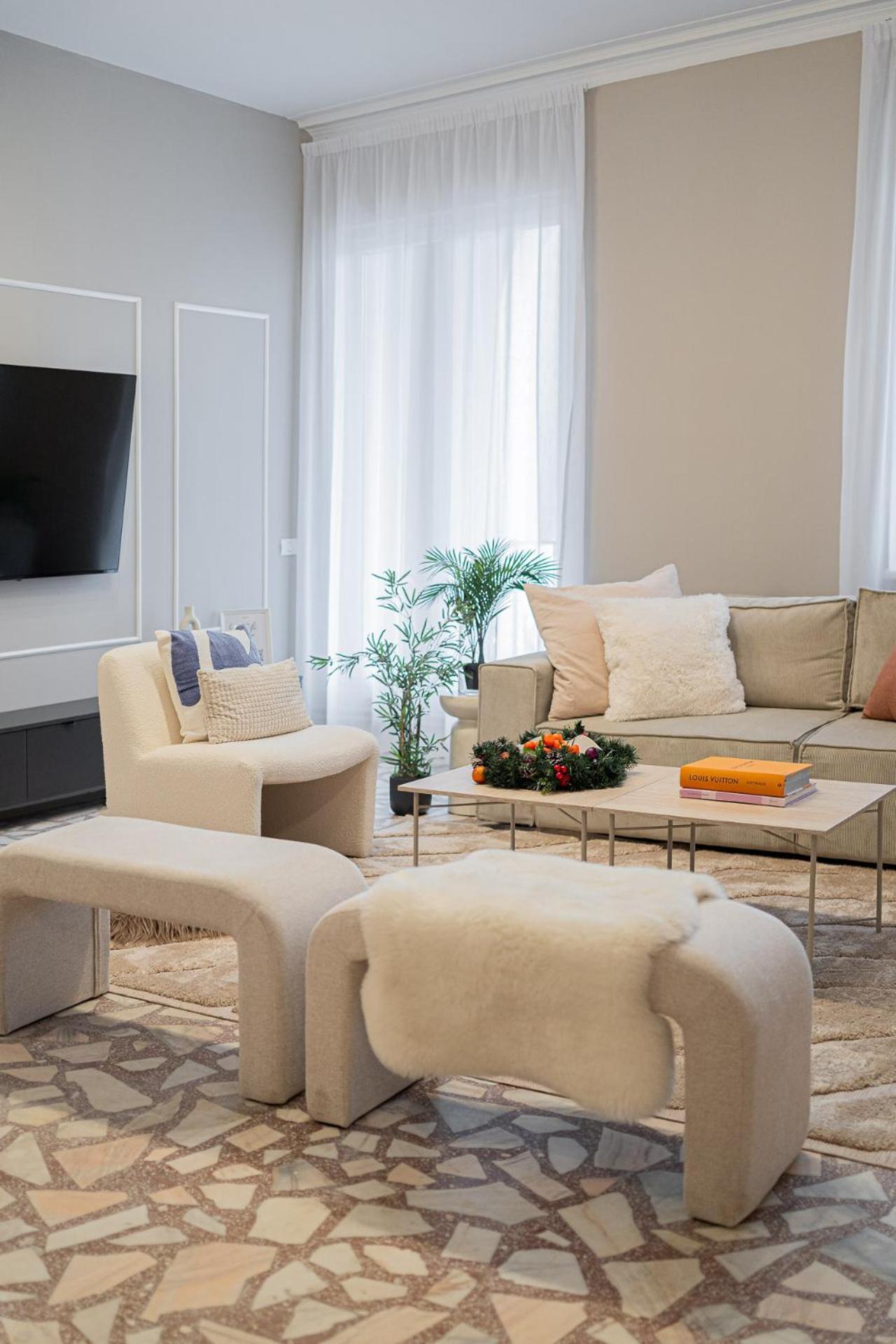 Loggia & Luxe 5Br Penthouse In Universitatii Area Bukurešť Exteriér fotografie